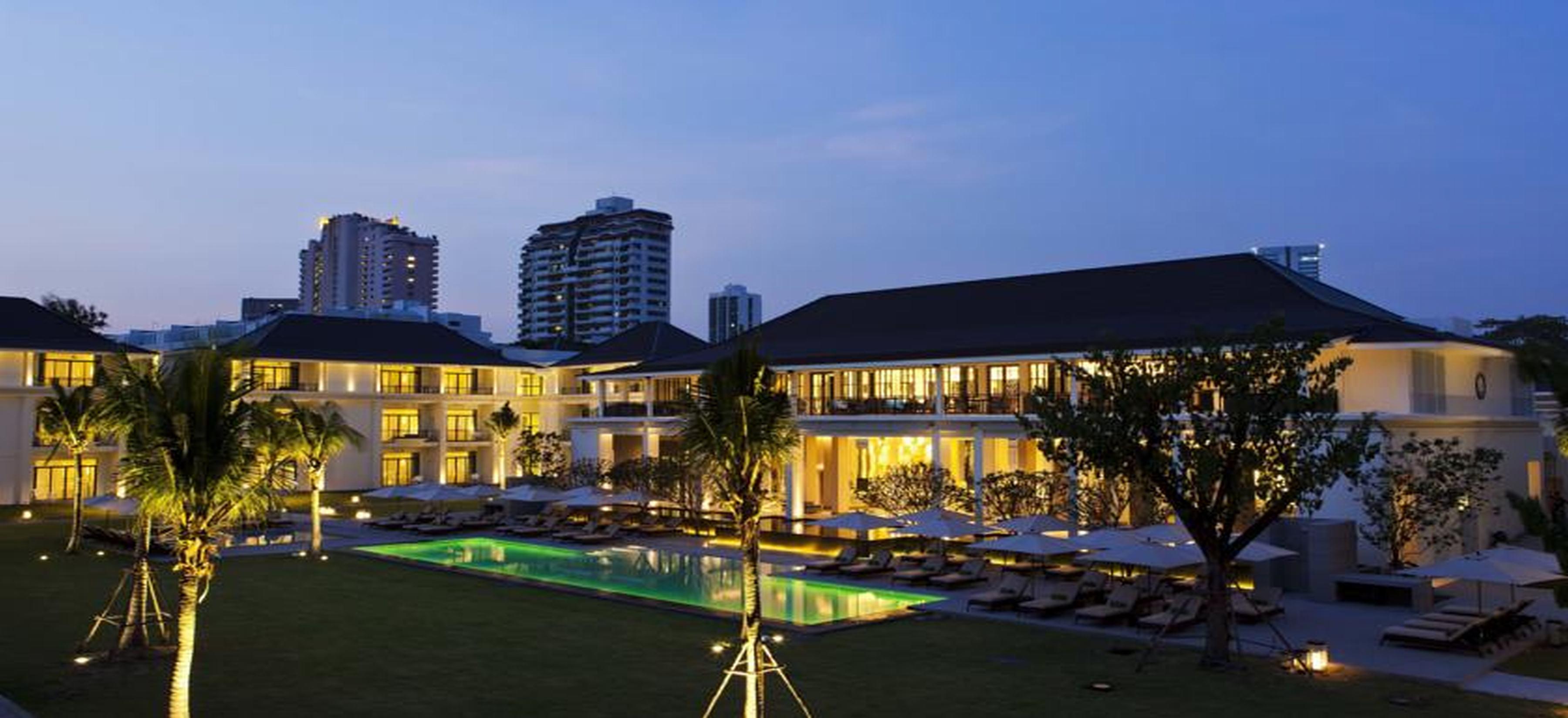 U Sathorn Bangkok Hotel Exterior foto